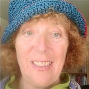 Insegnante di filosofia e scienze umane in pensione impartisce lezioni di queste materie on line tramite zoom